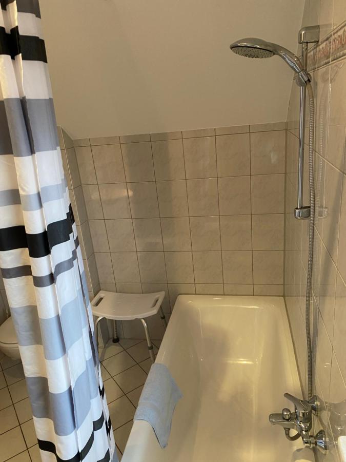 Apartment Mit Blick Auf Herkules Mit Parkplatz คาสเซล ภายนอก รูปภาพ