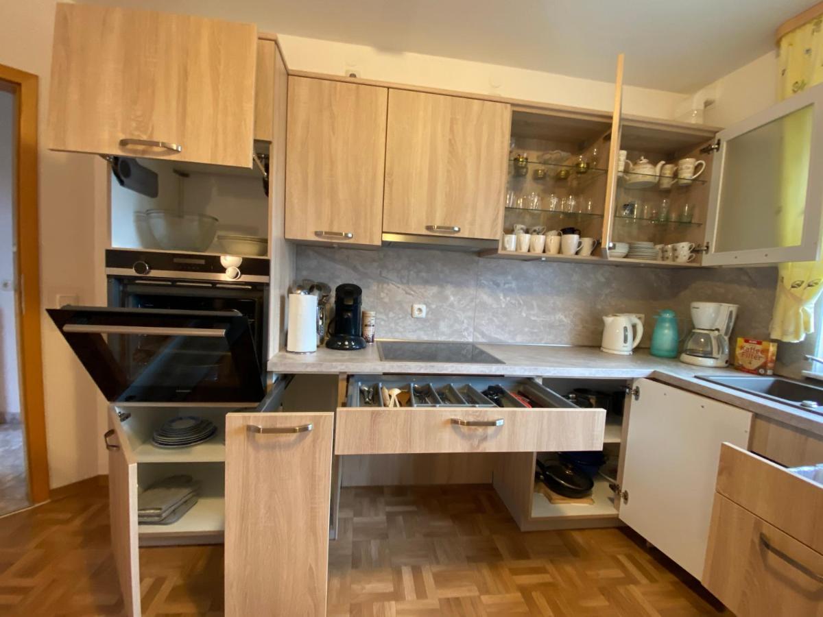 Apartment Mit Blick Auf Herkules Mit Parkplatz คาสเซล ภายนอก รูปภาพ