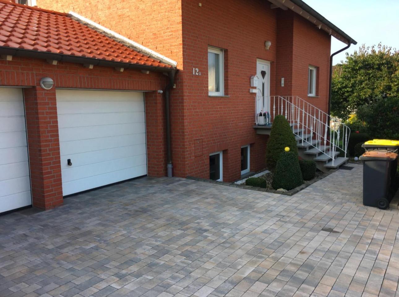 Apartment Mit Blick Auf Herkules Mit Parkplatz คาสเซล ภายนอก รูปภาพ